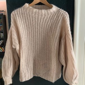 Lovely Sézane sweater